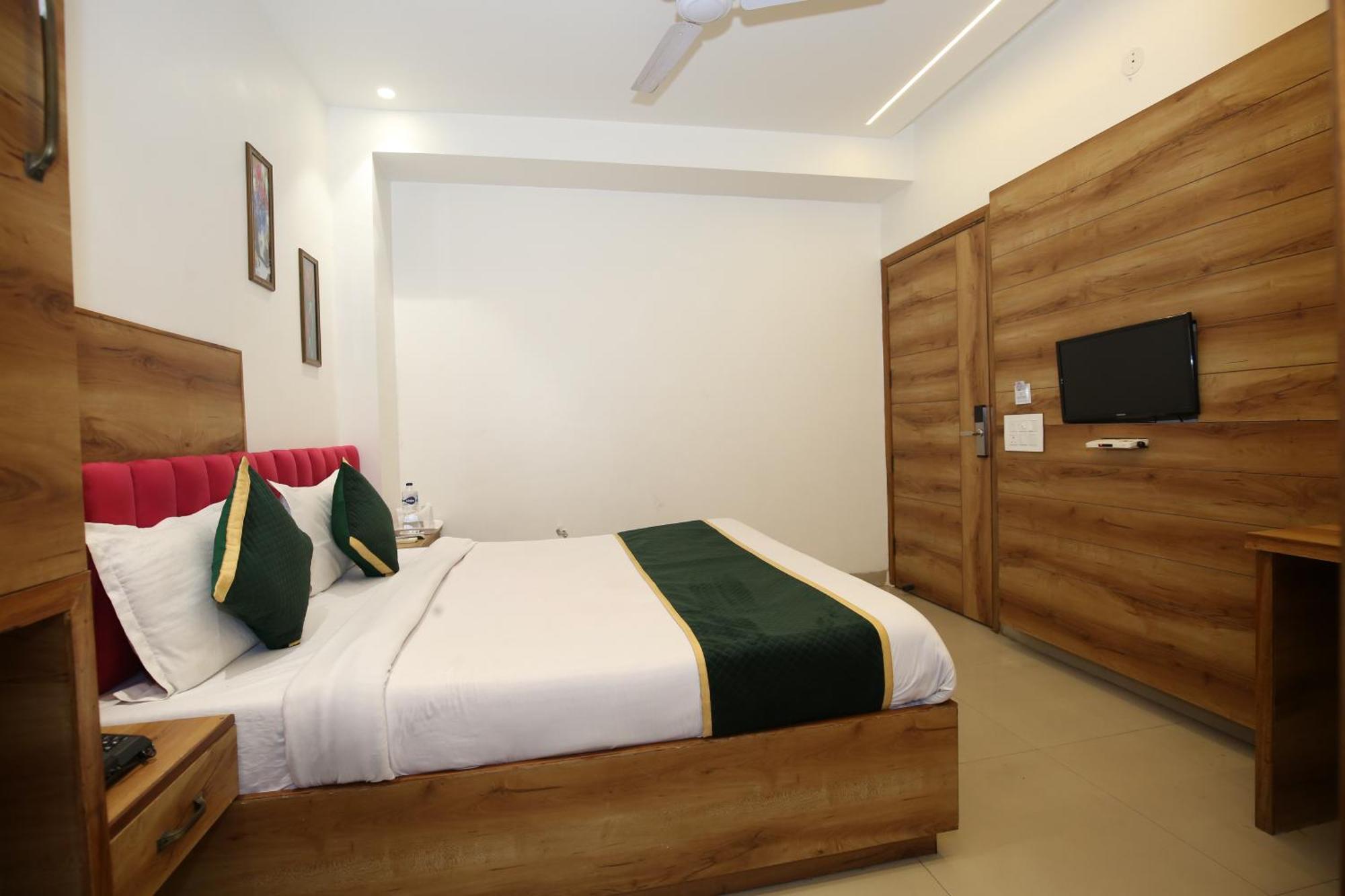 Hotel Rv Regency Amritsar Exterior foto
