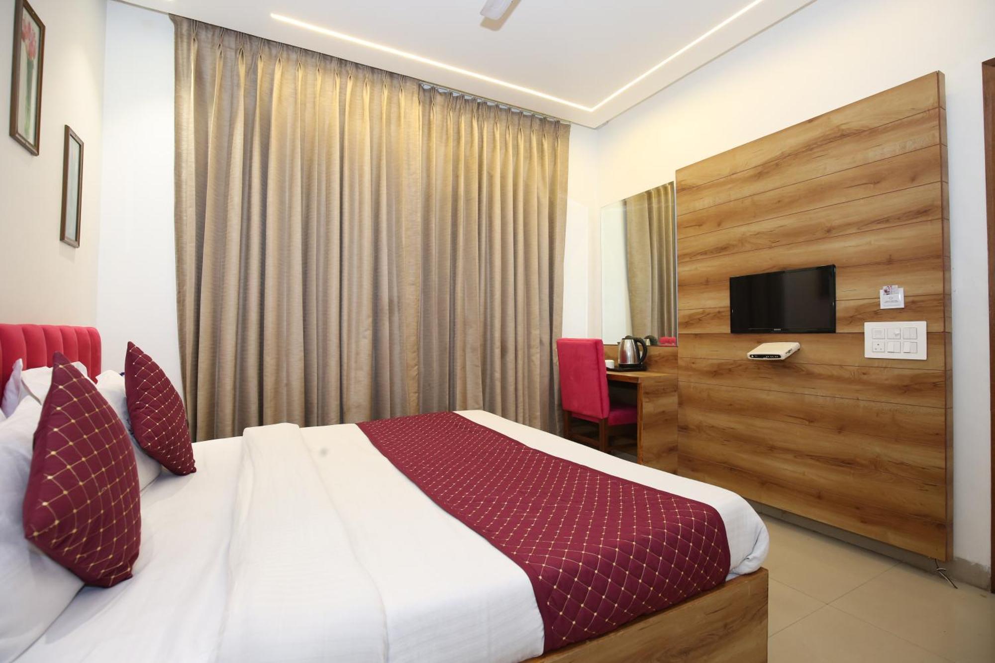 Hotel Rv Regency Amritsar Exterior foto